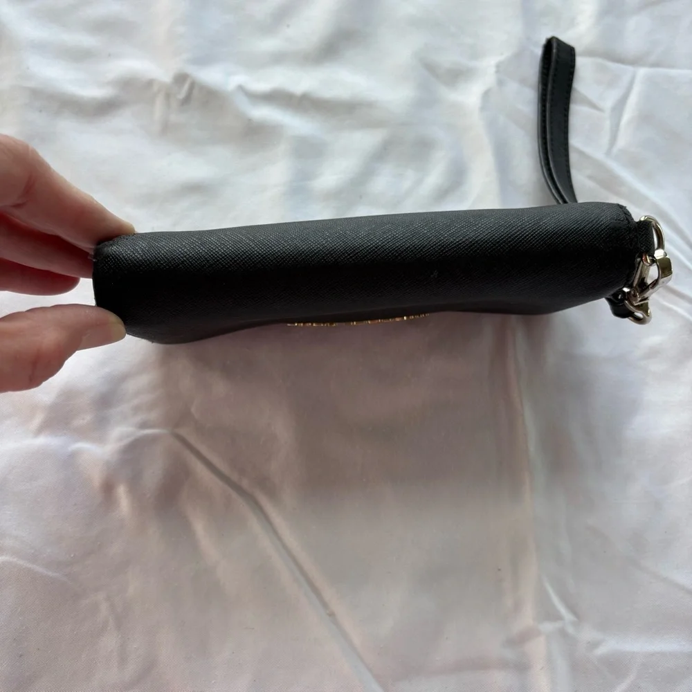 Michael Kors Black Wristlet‎ Wallet - Picture 5 of 9